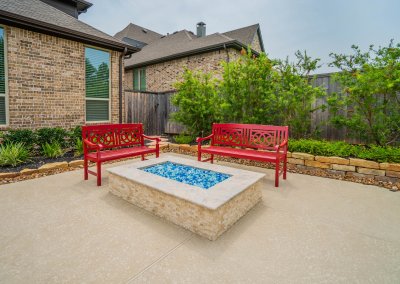 Pool Deck - The Hernandez Project by Marquise Pools The Woodlands